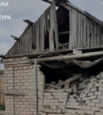 Селище Козацьке на Херсонщині росіяни обстріляли з авіації