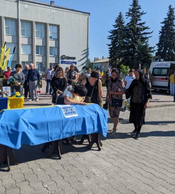 У Корці попрощалися із загиблим захисником