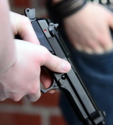 Затримали пʼяного військового з ножем: поліція спростувала інформацію про захоплення заручників у Львові