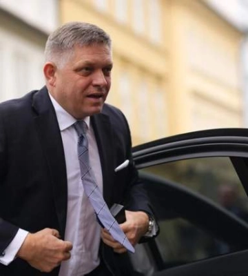 &quot;Чуть не умер из-за позиции по войне&quot;: Фицо отреагировал на критику МИД Украины