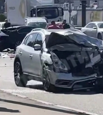 У Києві в масштабній автотрощі зіткнулися шість автівок (ВІДЕО)