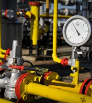 Алієв: путінські атаки не зірвуть каспійський газ