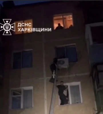 У Харкові трирічна дитина вижила після падіння з вікна 5-го поверху