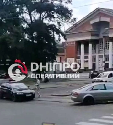 Движение трамваев ограничено: в Днепре на пр. Леси Украинки произошло тройное ДТП