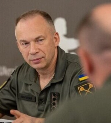 Росія готує активні наступи на Покровському та Запорізькому напрямках, - Сирський