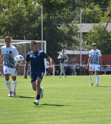 ФК «Ужгород» і СК «Вільхівці» здобули по одному заліковому балу