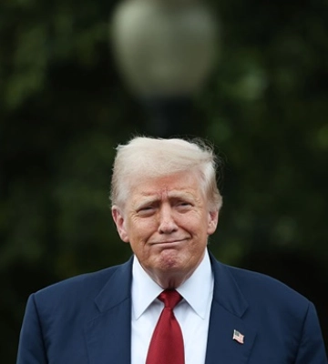 Трамп перенёс портреты Обамы и Буша в закрытую часть Белого дома - СМИ