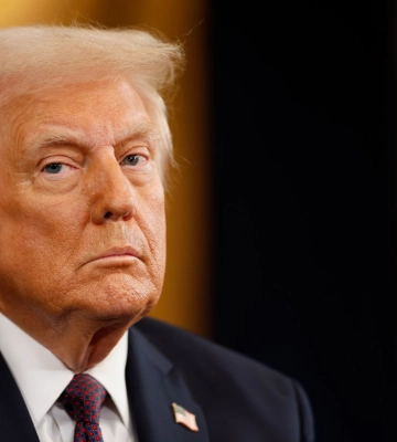 Трамп розповів, чому він не запровадив вторинних санкцій і тарифів проти Росії