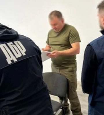 Бухгалтера військової частини на Житомирщині підозрюють у привласненні понад 800 тис. грн