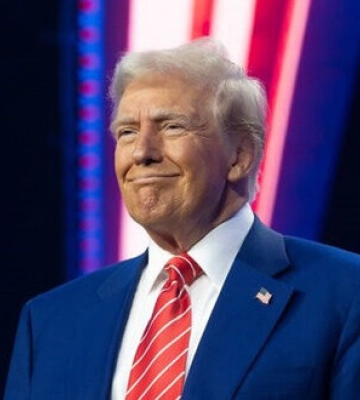 Трамп заявил, что россияне &quot;были бы в Киеве за 4 часа, если бы наступали по шоссе&quot;