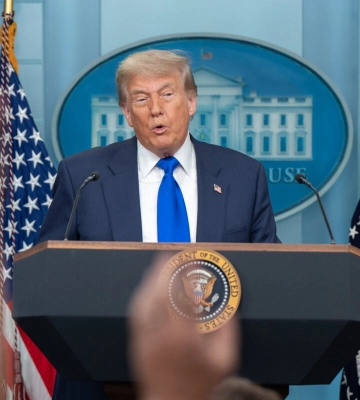 Трамп розповів, чому росіяни не змогли захопити Київ, але захопили “океан” в Україні
