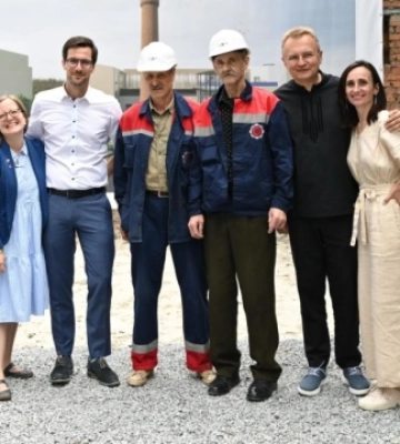 У Львові заклали капсулу на місці будівництва майстерні для ветеранів