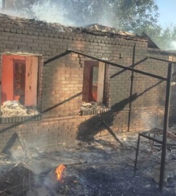 Враг снова атаковал Днепропетровщину: артиллерией и FPV-дронами бил по Никопольскому району. Синельниковский район атаковали беспилотниками. ФОТОРЕПОРТАЖ Враг снова атаковал Днепропетровщину: артиллерией и FPV-дронами бил по Никопольскому району. Синельниковский район атаковали беспилотниками. ФОТОРЕПОРТАЖ