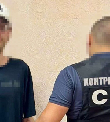На Дніпропетровщині СБУ затримала чоловіка який шпигував за підрозділами ППО і військовими На Дніпропетровщині СБУ затримала чоловіка який шпигував за підрозділами ППО і військовими