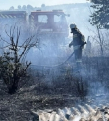 На Миколаївщині рятувальники ліквідували дві пожежі, які виниклі внаслідок ворожих атак