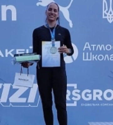 Миколаївська спортсменка здобула срібну нагороду чемпіонату України з легкої атлетики Миколаївська спортсменка здобула срібну нагороду чемпіонату України з легкої атлетики