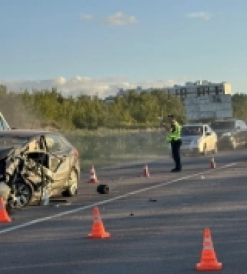 На Рівненщині зіткнулися два автомобілі: двоє водіїв у лікарні