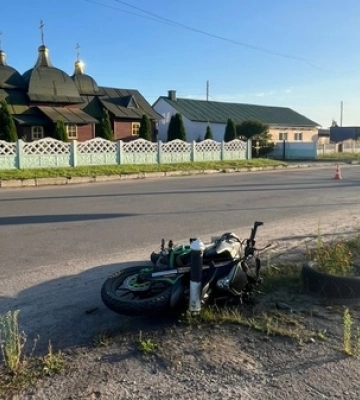 На Волині 19-річний водій вантажівки збив велосипедистку, жінку госпіталізували