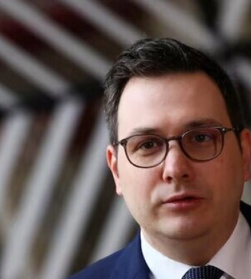 До Києва прибув очільник МЗС Чехії