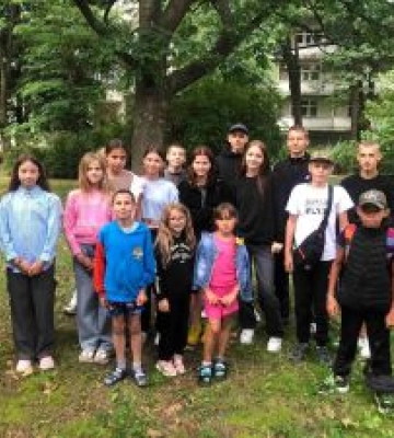 Ще 16 дітей зі Львівщини вирушили на відпочинок до «Артеку»