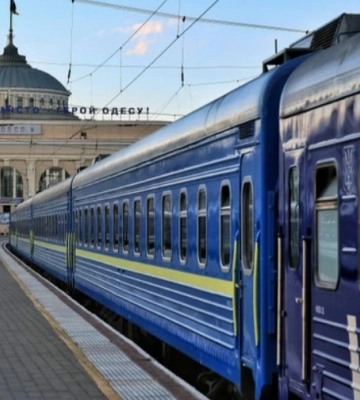 &quot;Укрзалізниця&quot; запускає додатковий поїзд Київ - Одеса на серпень: який графік руху