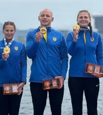 Веслувальниця з Херсонщини здобула чотири нагороди на Всесвітніх іграх у Китаї