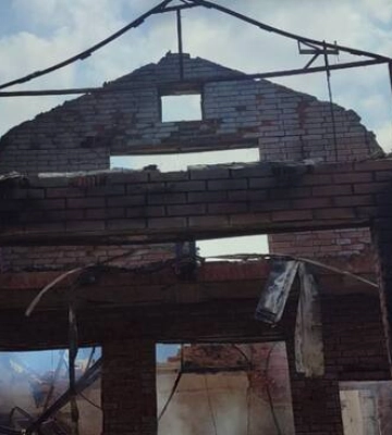 Рашисти вдарили по мопеду та будинку на Харківщині — троє загиблих