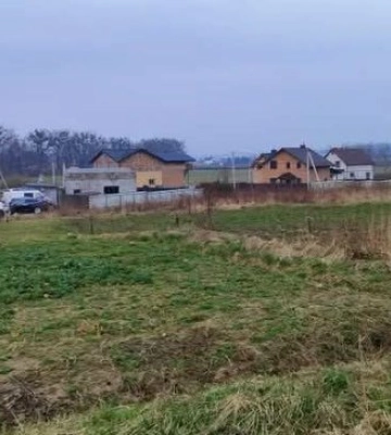 У вересні на аукціоні продадуть землю під бізнес під Львовом