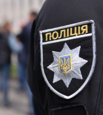 На Закарпатті чоловік відкрив вогонь по поліцейських, які приїхали на виклик