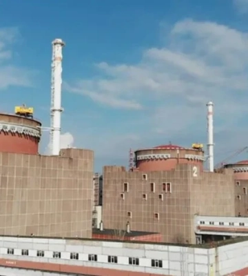 Інспектори МАГАТЕ оцінили, як вплинула пожежа біля ЗАЕС на рівень радіації