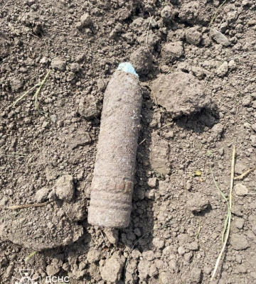 На кладовищі в Молодаво знайшли артснаряд часів Другої світової війни