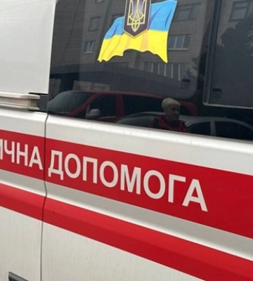 Рашисти атакували дроном автівку в Юнаківці: поранені дві жінки