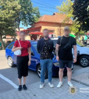 На Закарпатті затримали 26-річну жінку за перевезення ухилянтів до кордону