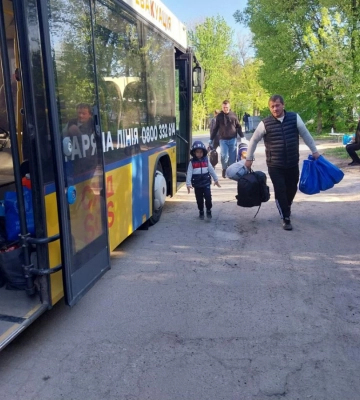На Донетчине объявили принудительную эвакуацию семей с детьми из города Белозерское и еще 13 населенных пунктов