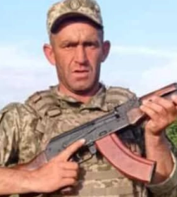Життя обірвалось внаслідок поранень: на Волині прощатимуться з Героєм Сергієм Петровим