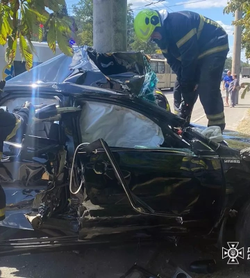Серйозна аварія у Кривому Розі: загинув 22-річний водій