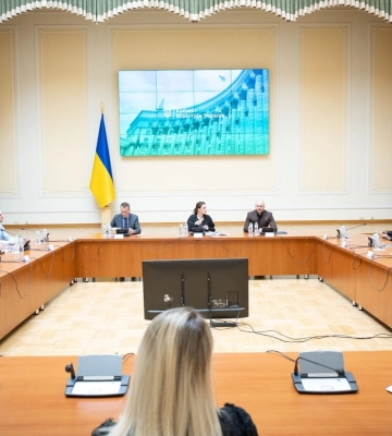 Прем’єрка на зустрічі з БЕБ та бізнесом задекларувала гарантії рівних правил гри