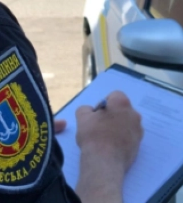 Судитимуть жительку Білгород-Дністровського району, яка задля помсти односельцю підпалила 130 тюків соломи