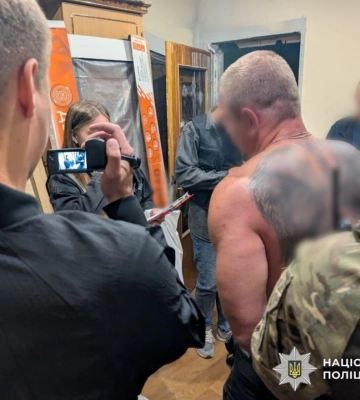 Перекриття каналів переправлення військовозобовʼязаних за кордон: в Україні проводять 150 обшуків одночасно