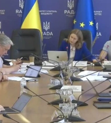 Бюджетний комітет Ради забрав у Києва мільярди грн податків на «популістські речі» – Геращенко
