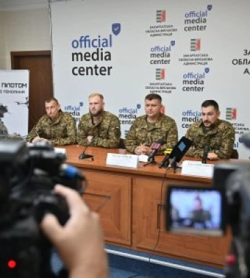 Полюй на окупантів з неба: закарпатські нацгвардійці презентували підрозділ безпілотної авіації «Беовульф»