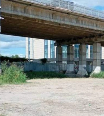 Під мостом у центрі Рівного з’явиться платний паркувальний майданчик