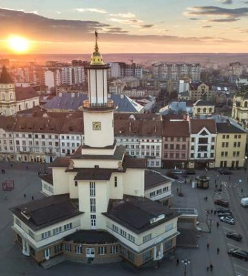 Перейменовували тільки раз: як раніше називався Івано-Франківськ