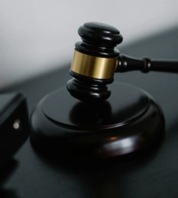 Депутата Держдуми РФ Топіліна в Україні заочно засудили на 15 років