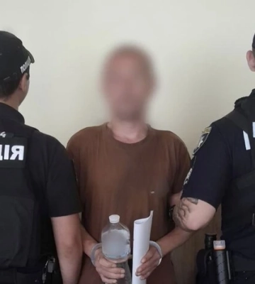 У Фастівському районі чоловік торгував гранатами та вогнепальною зброєю