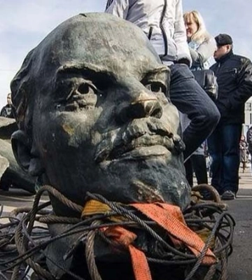 Активісти заявили про знесення останнього памʼятника Леніну на підконтрольній Україні території