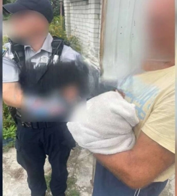 В Днепре новорожденного мальчика оставили на улице в пакете: что говорят в полиции