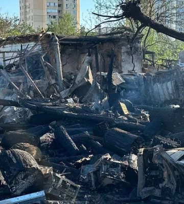 У Миколаєві діти не змогли зайти в укриття під час ракетного удару, поліція розпочала розслідування