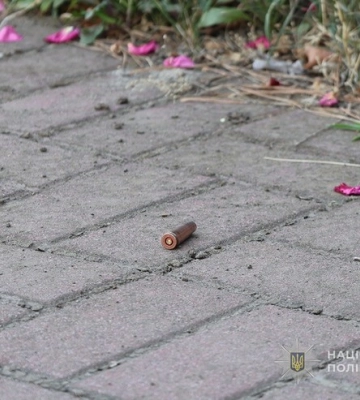 У Запоріжжі поліцейські встановили двох чоловіків, підозрюваних у замаху на вбивство