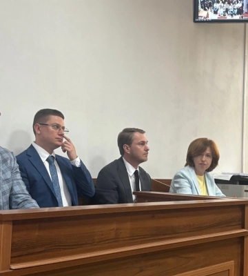 Суд по делу об убийстве подростка на фуникулере в столице: обвиняемому назначили бесплатного адвоката